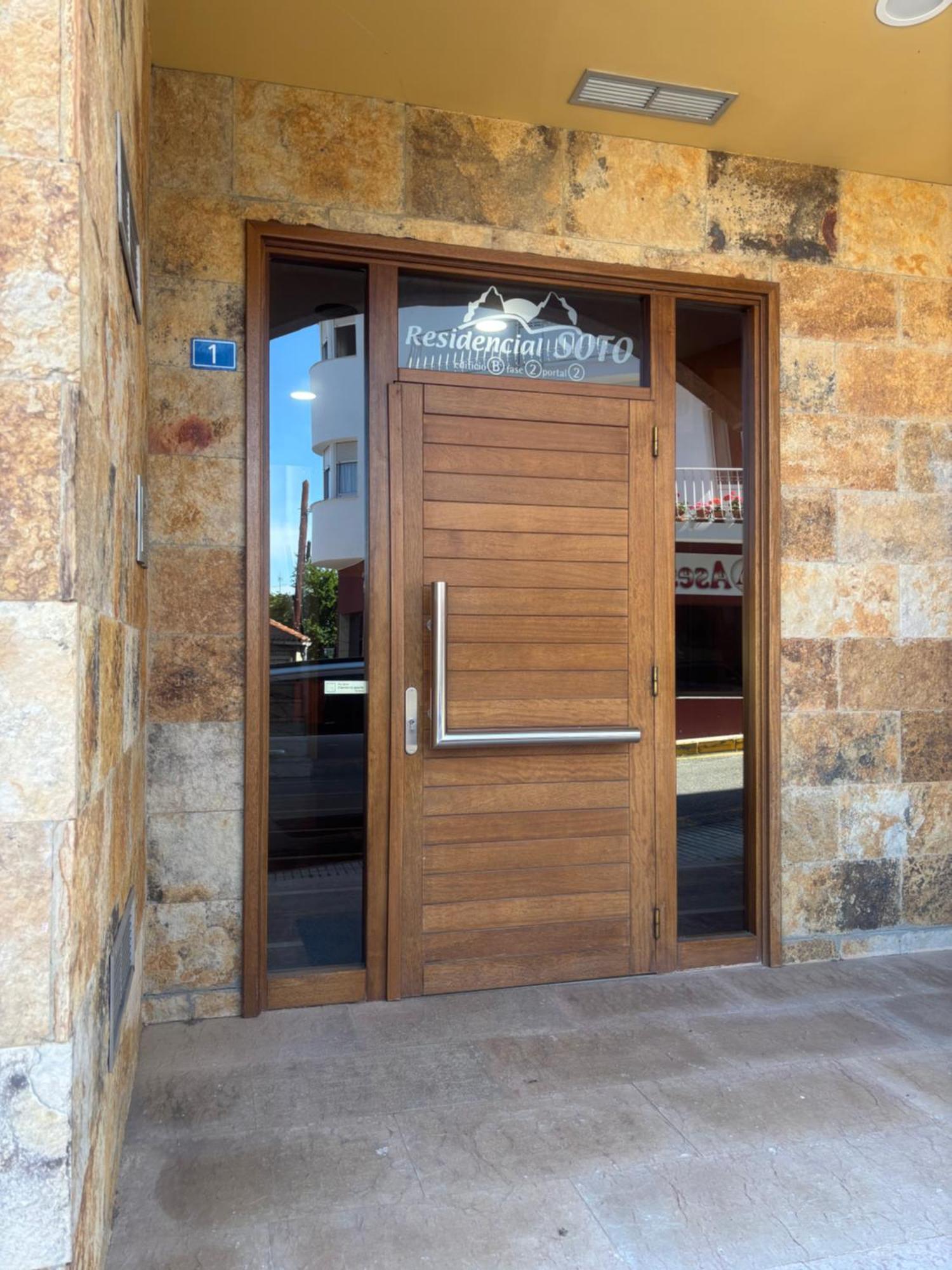 Apartamento Cueto II Soto Del Barco Luaran gambar